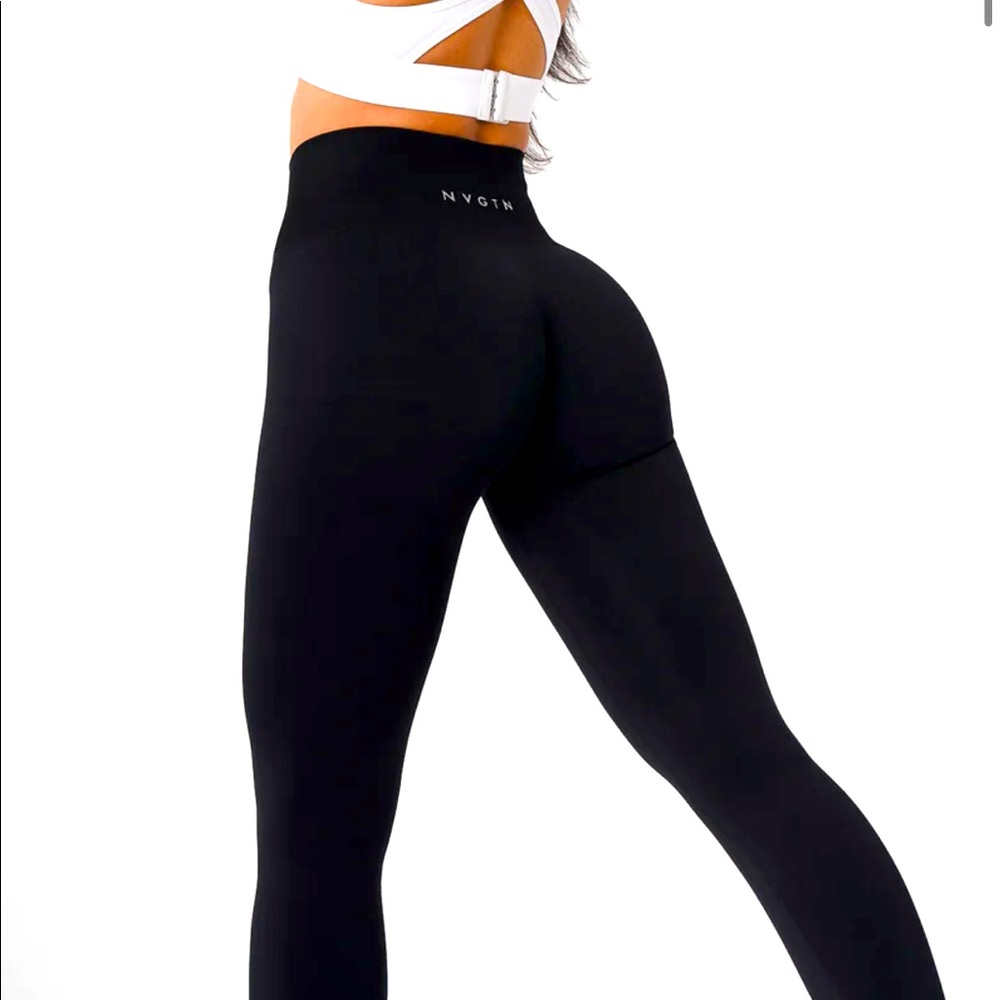 NVGTN Black Solid Seamless Leggings